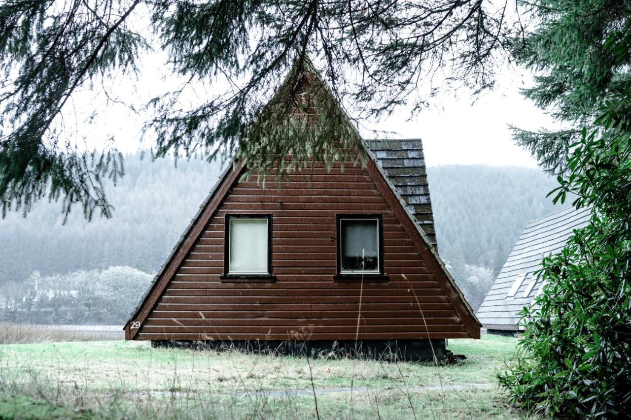 The Triangle Lodge Invergarry Exterior photo